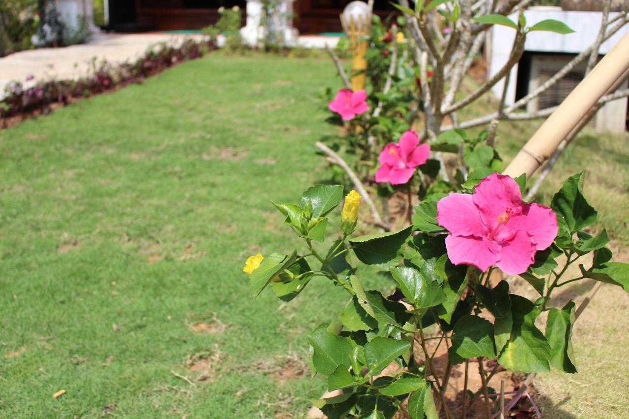 Ancient Village Phu Quoc Resort Экстерьер фото