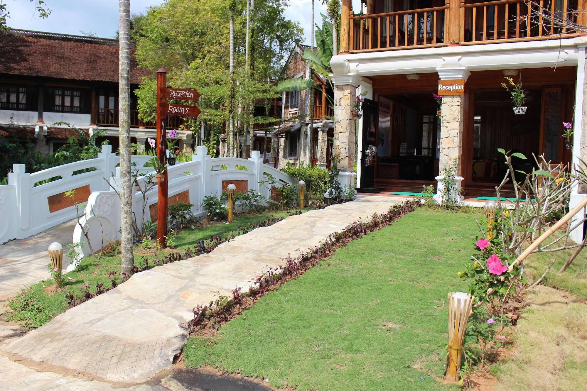 Ancient Village Phu Quoc Resort Экстерьер фото
