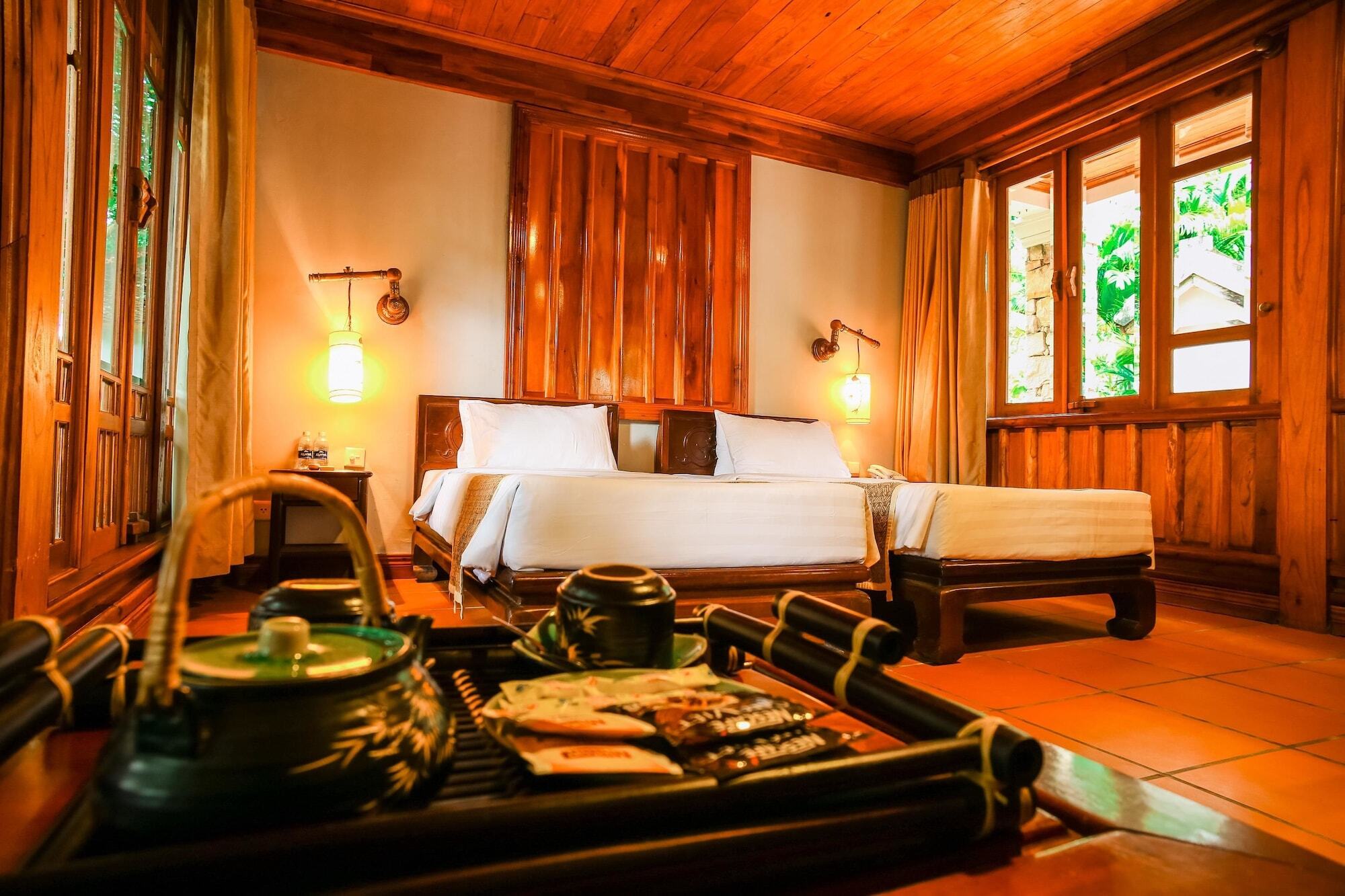 Ancient Village Phu Quoc Resort Экстерьер фото