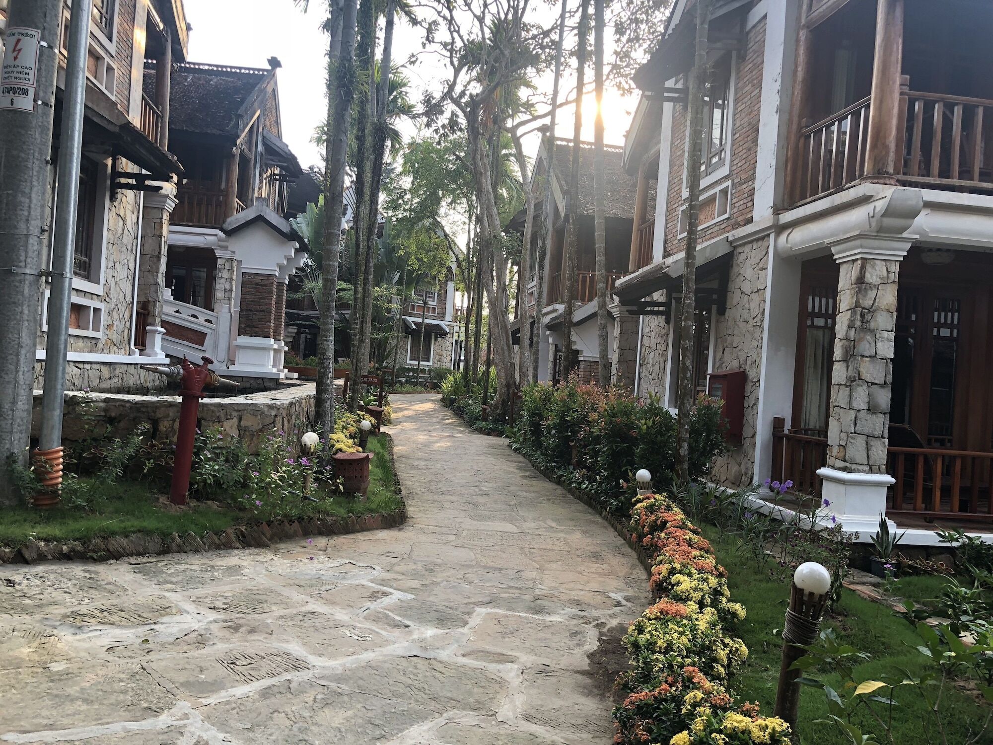 Ancient Village Phu Quoc Resort Экстерьер фото