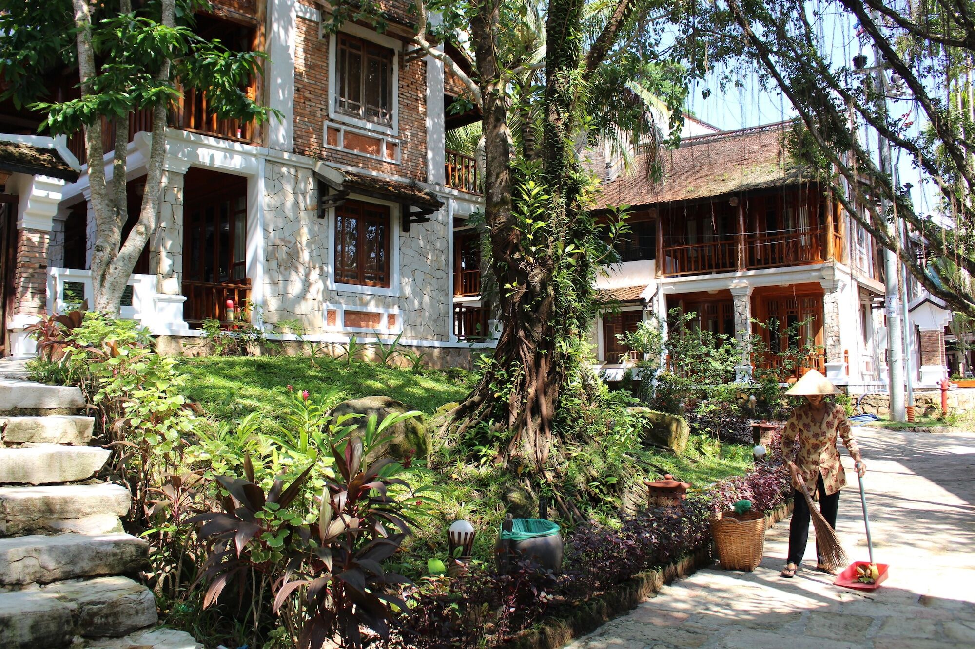 Ancient Village Phu Quoc Resort Экстерьер фото