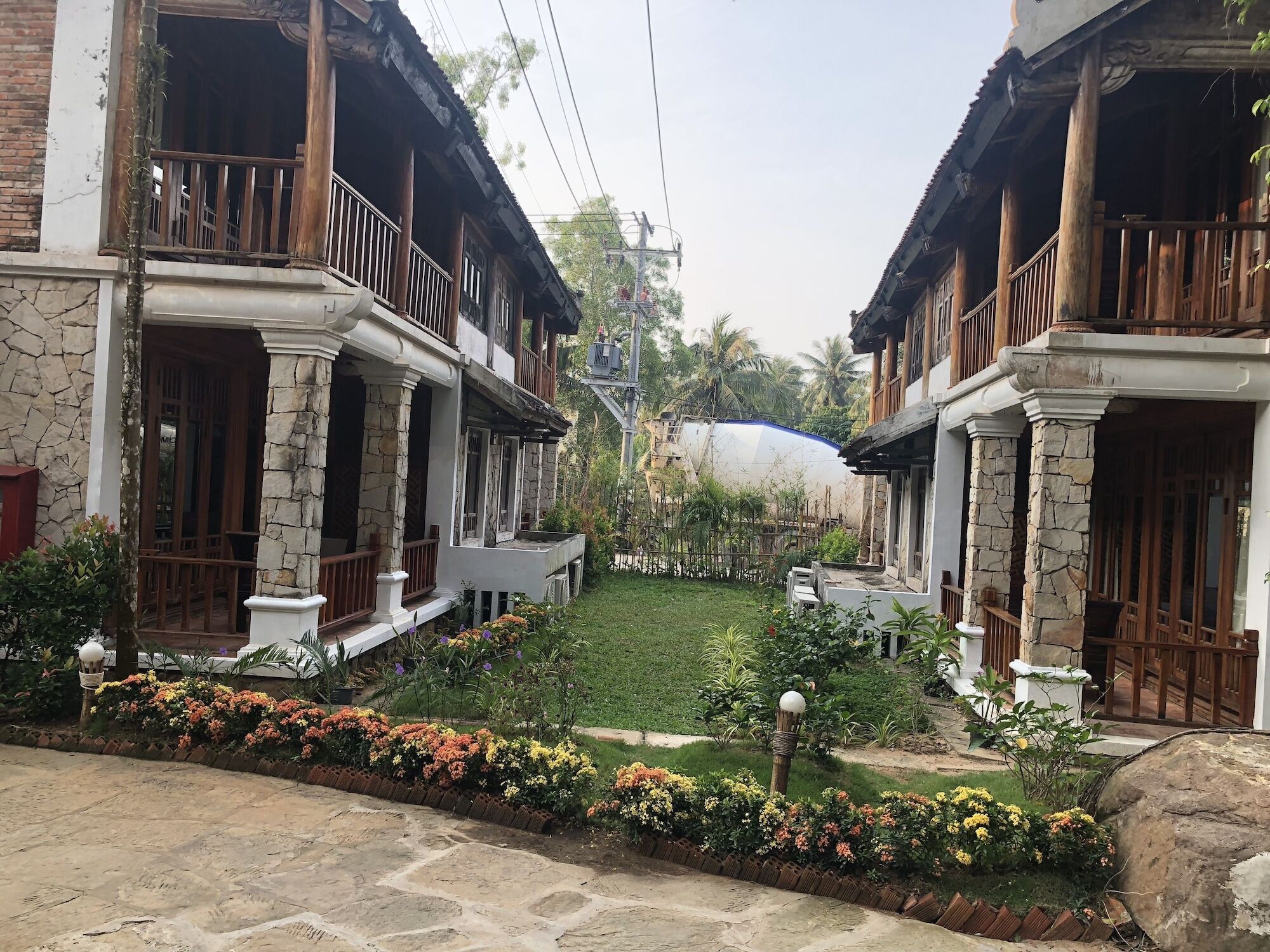 Ancient Village Phu Quoc Resort Экстерьер фото